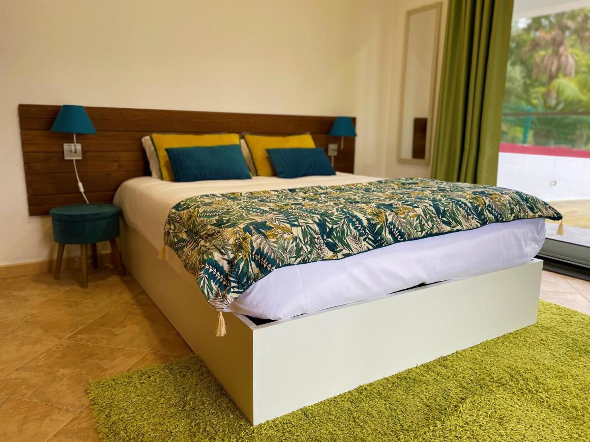 Chale D'Angra Guest House Angra do Heroísmo Екстериор снимка