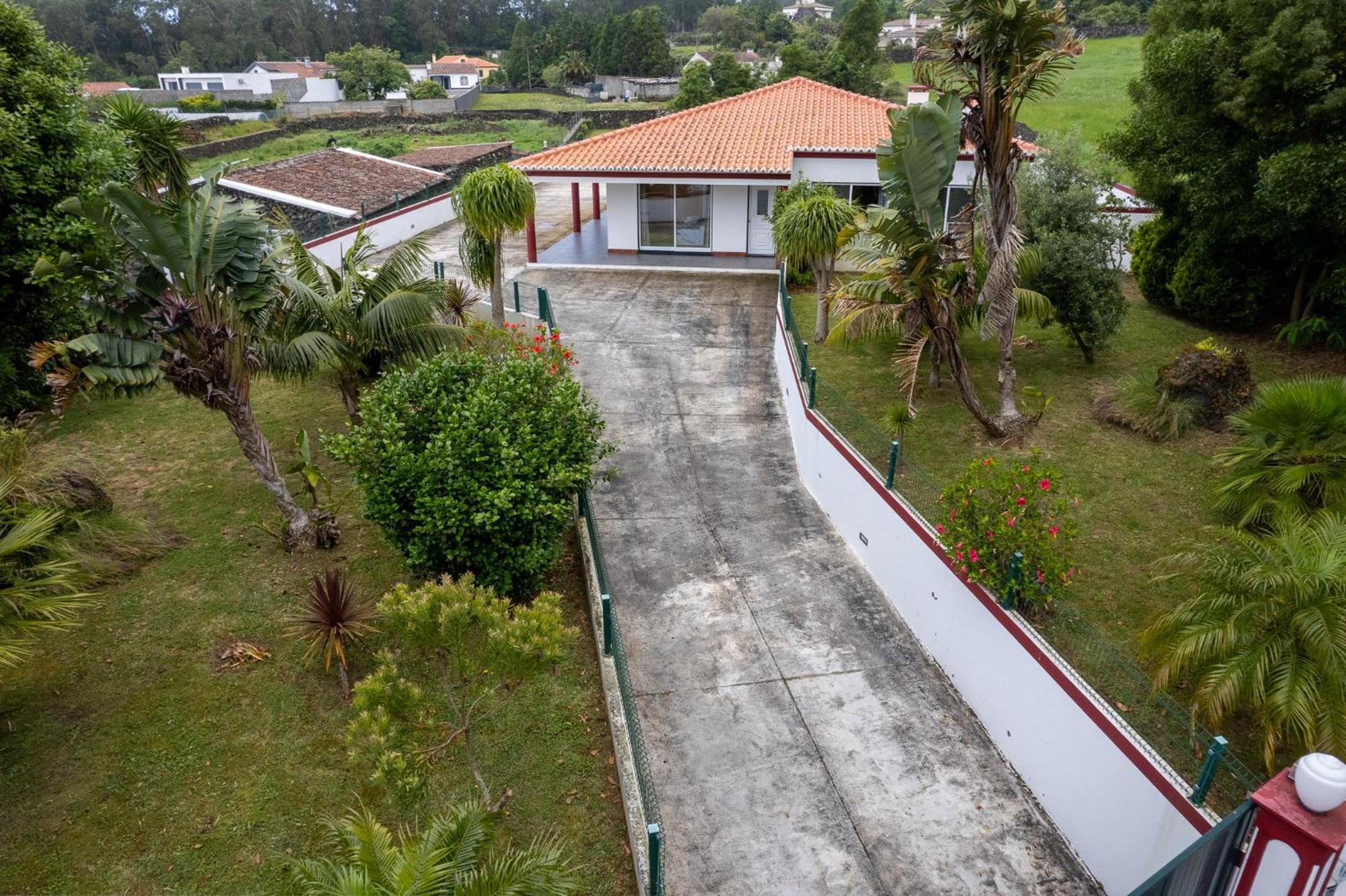 Chale D'Angra Guest House Angra do Heroísmo Екстериор снимка